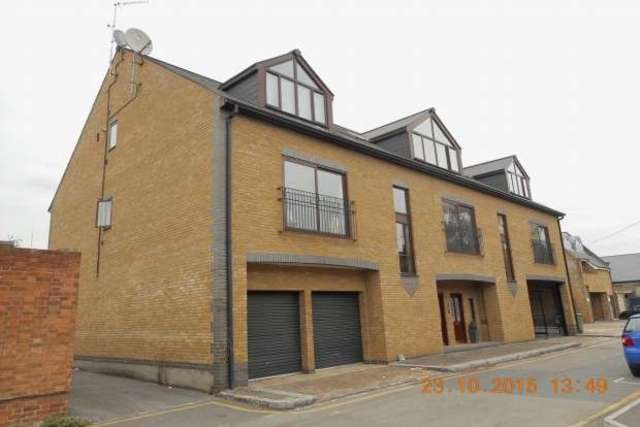  Image of 2 bedroom Apartment for sale in Prince of Wales Terrace London W4 at 5 PRINCE OF WALES TERRACE CHISWICK LONDON, W4 2EY