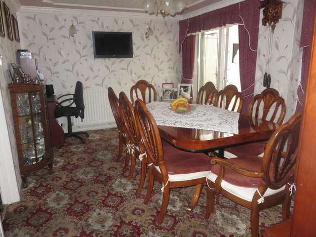  Image of 3 bedroom Detached house for sale in Aberford Close Willenhall WV12 at Willenhall, WV12 4TA