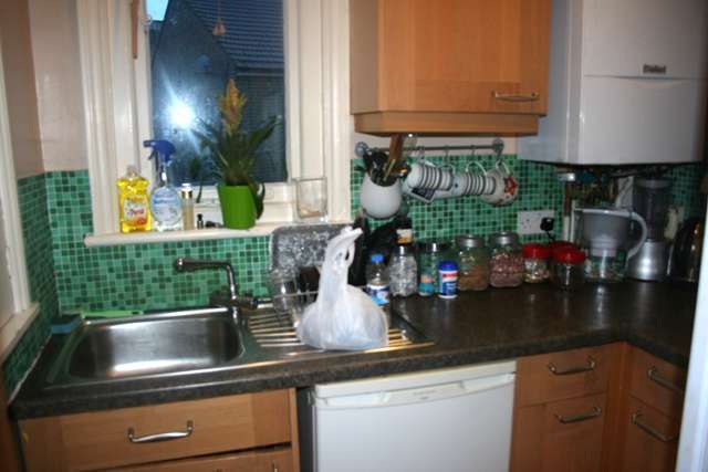  Image of 1 bedroom Flat to rent in Acacia Road London W3 at Acacia Road  Acton, W3 6HE