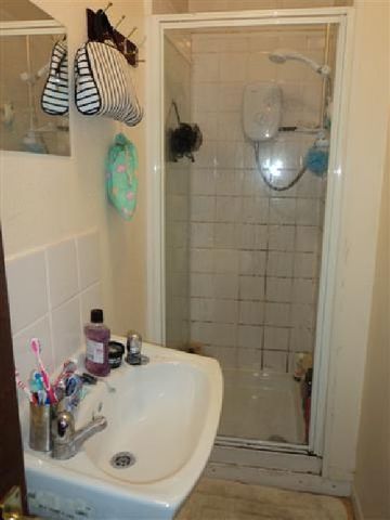  Image of 5 bedroom House Share to rent in Albert Grove Nottingham NG7 at Lenton Nottinghamshire Lenton, NG7 1PA