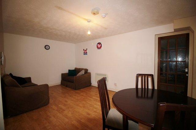  Image of 1 bedroom House Share to rent in Alexandra Road Ford Plymouth PL2 at Aexandra Road Ford Devonport, PL2 1JY
