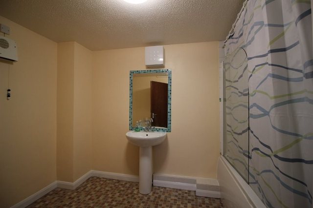  Image of 1 bedroom House Share to rent in Alexandra Road Ford Plymouth PL2 at Aexandra Road Ford Devonport, PL2 1JY