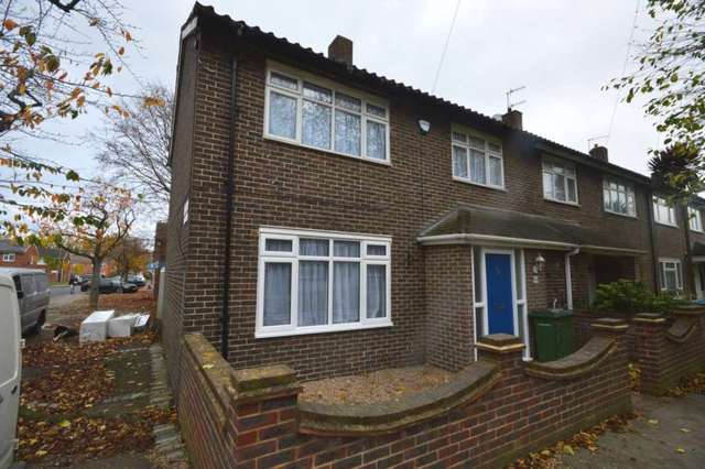  Image of 3 bedroom End of Terrace for sale in Ampleforth Road London SE2 at Ampleforth Road Abbey Wood London, SE2 9BH