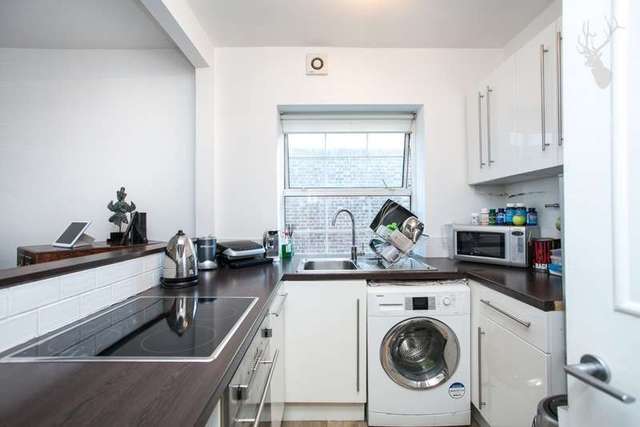  Image of 2 bedroom Flat to rent in Old Castle Street London E1 at Old Castle Street  London, E1 7NY