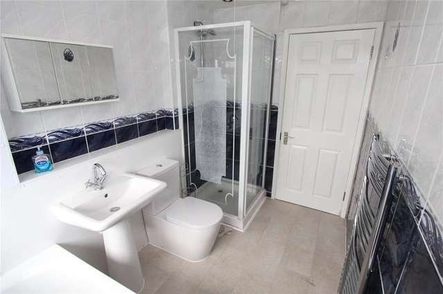  Image of House Share to rent in Arncliffe Bracknell RG12 at Bracknell Easthampstead, RG12 7SB