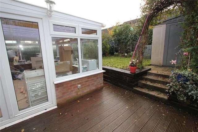  Image of House Share to rent in Arncliffe Bracknell RG12 at Bracknell Easthampstead, RG12 7SB