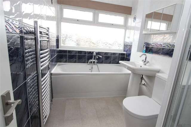  Image of House Share to rent in Arncliffe Bracknell RG12 at Bracknell Easthampstead, RG12 7SB