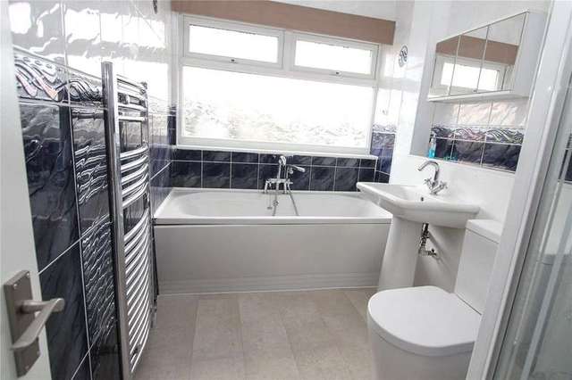  Image of House Share to rent in Arncliffe Bracknell RG12 at Bracknell Berkshire Easthampstead, RG12 7SB