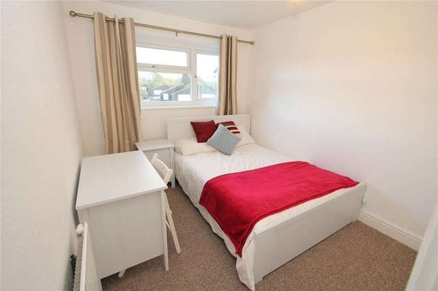  Image of House Share to rent in Arncliffe Bracknell RG12 at Bracknell Berkshire Easthampstead, RG12 7SB
