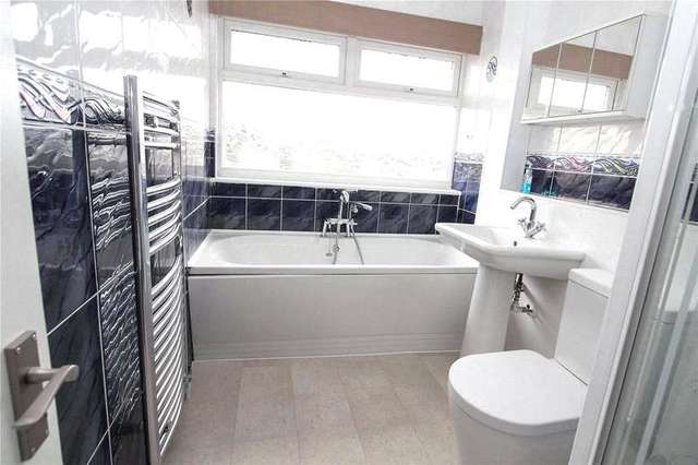  Image of House Share to rent in Arncliffe Bracknell RG12 at Bracknell Berkshire Easthampstead, RG12 7SB
