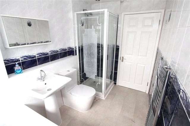  Image of House Share to rent in Arncliffe Bracknell RG12 at Bracknell Easthampstead, RG12 7SB