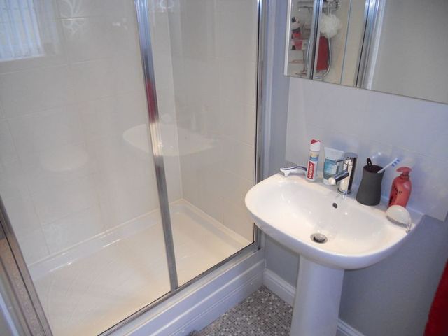  Image of 4 bedroom Detached house for sale in Bushfield Court Shortstown Bedford MK42 at Array Array Harrowden, MK42 0GJ