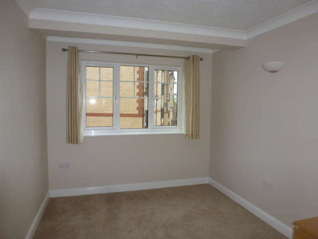  Image of 2 bedroom Flat to rent in Arthurs Close Emersons Green Bristol BS16 at Emersons Green Bristol Mangotsfield, BS16 7JB