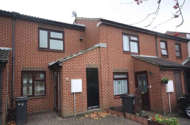  Image of 2 bedroom Terraced house to rent in Audric Close Kingston upon Thames KT2 at Surrey  Kingston upon Thames, KT2 6BP