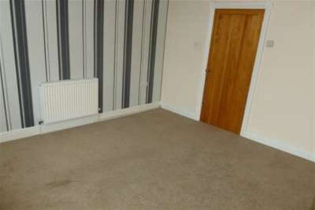  Image of 2 bedroom Terraced house to rent in Aughton Road Swallownest Sheffield S26 at Sheffield, S26 4TH