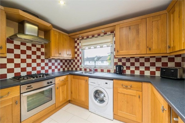  Image of 2 bedroom Flat to rent in Balmwell Grove Edinburgh EH16 at Liberton Edinburgh Edinburgh, EH16 6HB