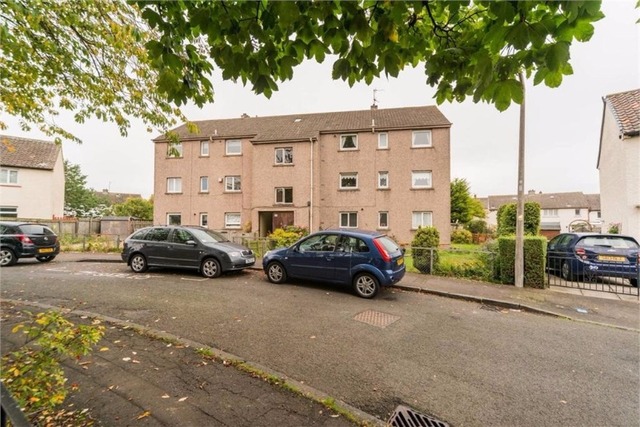  Image of 2 bedroom Flat to rent in Balmwell Grove Edinburgh EH16 at Liberton Edinburgh Edinburgh, EH16 6HB