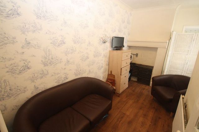  Image of 3 bedroom Terraced house for sale in Bardon Road Coalville LE67 at Bardon Road  Coalville, LE67 4BG