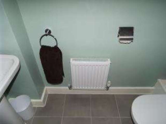  Image of 4 bedroom Terraced house for sale in Barford Gardens Ackworth Pontefract WF7 at Ackworth Pontefract Ackworth Moor Top, WF7 7FL