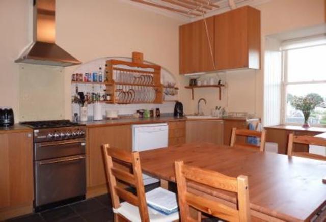  Image of 2 bedroom Flat to rent in Bath Street Edinburgh EH15 at Portobello Edinburgh Edinburgh, EH15 1HB