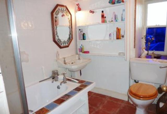  Image of 2 bedroom Flat to rent in Bath Street Edinburgh EH15 at Portobello Edinburgh Edinburgh, EH15 1HB