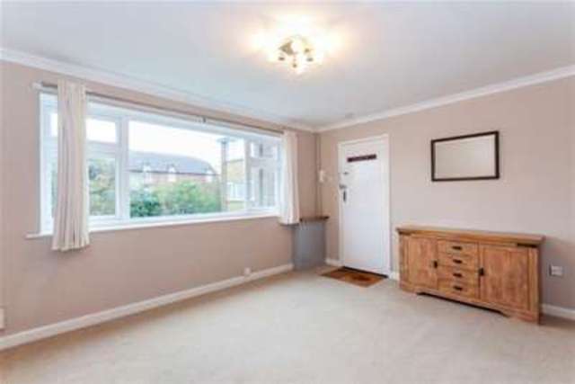  Image of 1 bedroom Flat to rent in Elson Road Gosport PO12 at Gosport, PO12 4AH