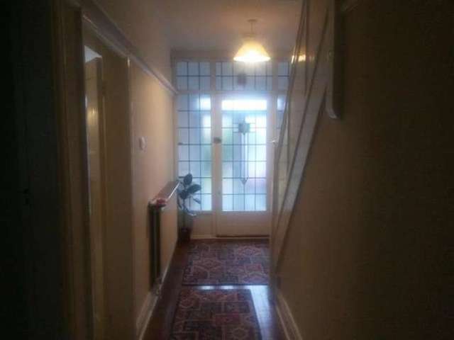  Image of 3 bedroom Semi-Detached house to rent in Beckminster Road Wolverhampton WV3 at Penn West Midlands Wolverhampton, WV3 7DZ