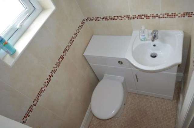 Image of 3 bedroom Semi-Detached house to rent in Beckminster Road Wolverhampton WV3 at Penn West Midlands Wolverhampton, WV3 7DZ