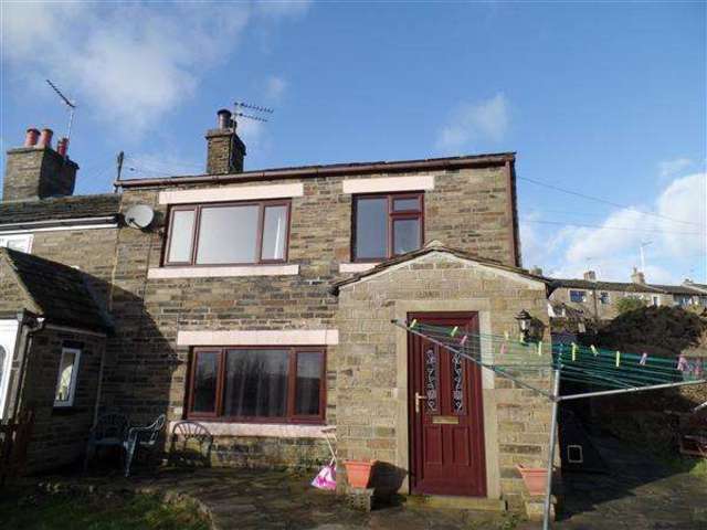  Image of 3 bedroom Semi-Detached house to rent in Bradshaw Lane Bradshaw Halifax HX2 at Halifax, HX2 9XD