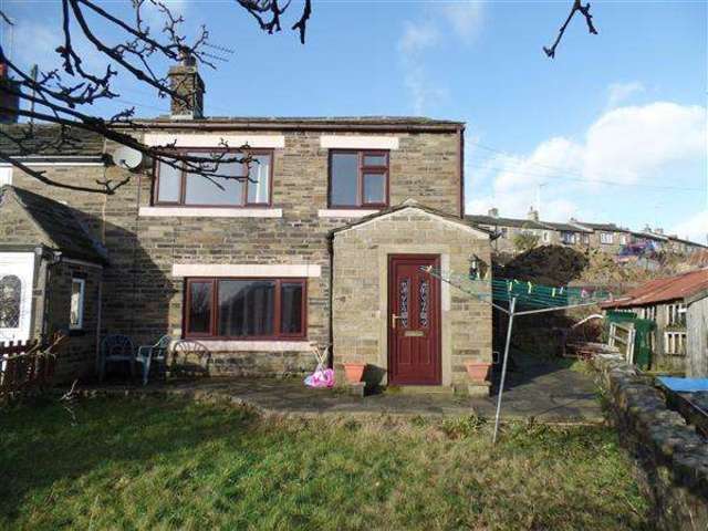  Image of 3 bedroom Semi-Detached house to rent in Bradshaw Lane Bradshaw Halifax HX2 at Halifax, HX2 9XD