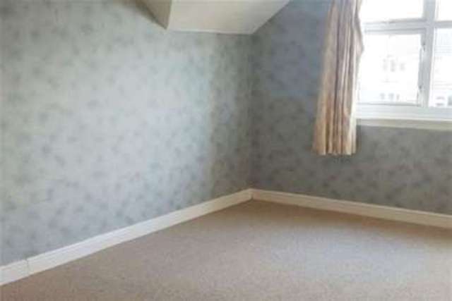  Image of 4 bedroom Bungalow to rent in Beechdale Avenue Great Barr Birmingham B44 at Birmingham, B44 9DH