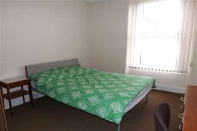  Image of 4 bedroom Detached house to rent in Belgrave Road Mutley Plymouth PL4 at Plymouth, PL4 7DP