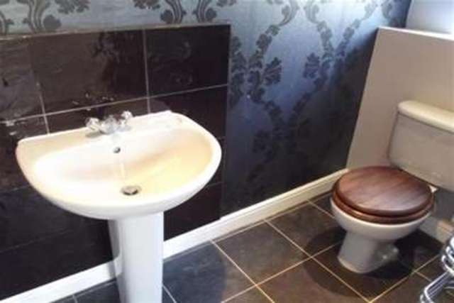  Image of 2 bedroom Flat to rent in Bellshaugh Gardens Kelvindale Glasgow G12 at Glasgow, G12 0SA