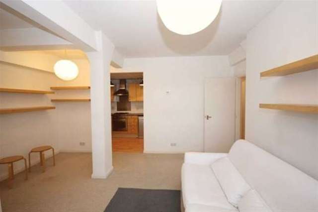  Image of 1 bedroom Flat to rent in Bethnal Green Road London E2 at London, E2 9QY