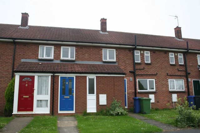 Image of 3 bedroom Terraced house for sale in Bettesworth Road Hemswell Cliff Gainsborough DN21 at Bettesworth Road Hemswell Cliff Gainsborough, DN21 5XW