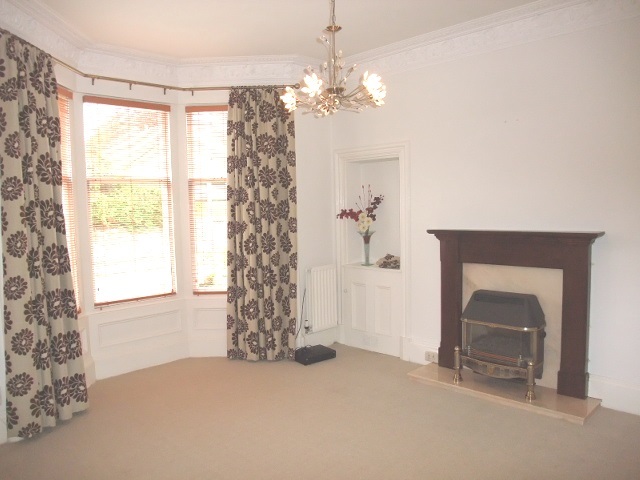  Image of 2 bedroom Semi-Detached house to rent in Beveridge Road Kirkcaldy KY1 at Kirkcaldy Fife Fife, KY1 1UY