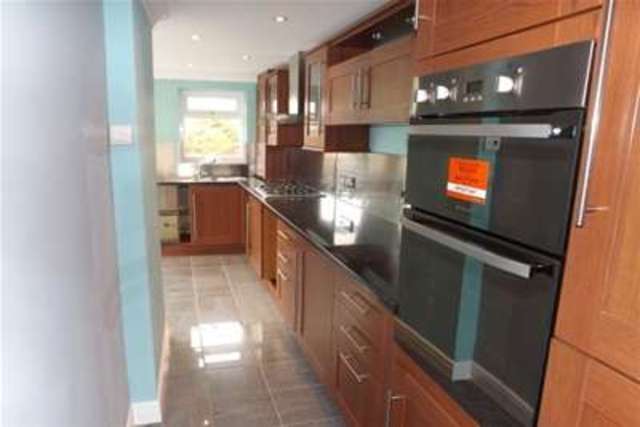  Image of 3 bedroom Terraced house to rent in Bingley Avenue Blackpool FY3 at Blackpool, FY3 8NY