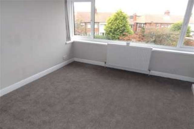  Image of 3 bedroom Terraced house to rent in Bingley Avenue Blackpool FY3 at Blackpool, FY3 8NY