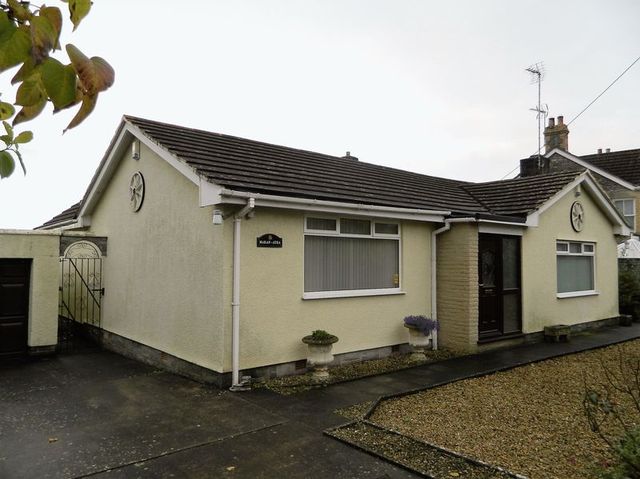  Image of 2 bedroom Detached house for sale in Purn Way Bleadon Weston-super-Mare BS24 at Purn Way Bleadon Weston-Super-Mare, BS24 0QF