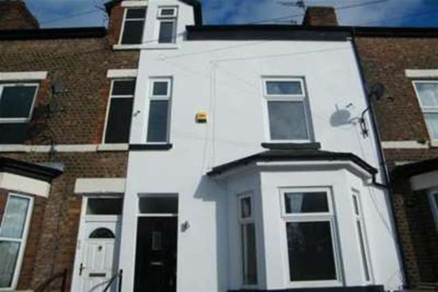  Image of 6 bedroom Terraced house to rent in Boardman Street Eccles Manchester M30 at Manchester, M30 0FP