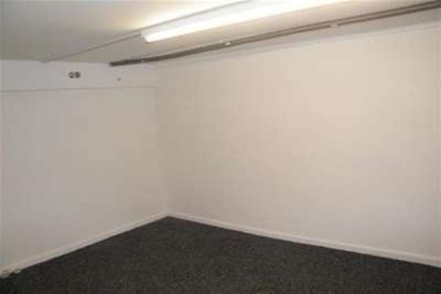  Image of 6 bedroom Terraced house to rent in Boardman Street Eccles Manchester M30 at Manchester, M30 0FP