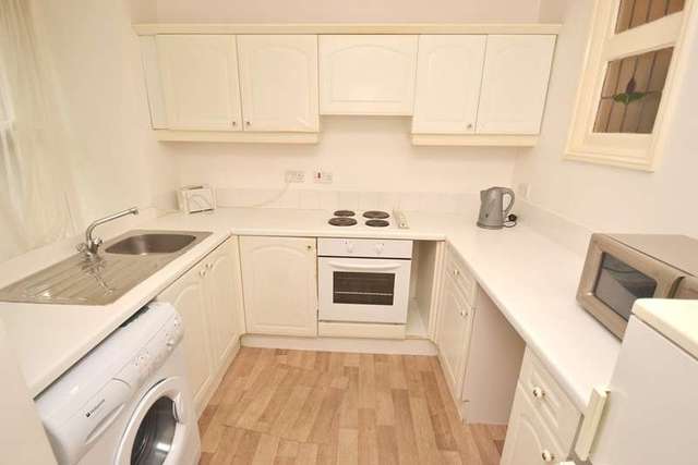  Image of 2 bedroom Flat to rent in Gervis Road Bournemouth BH1 at 9 Gervis Road  Bournemouth, BH1 3ED