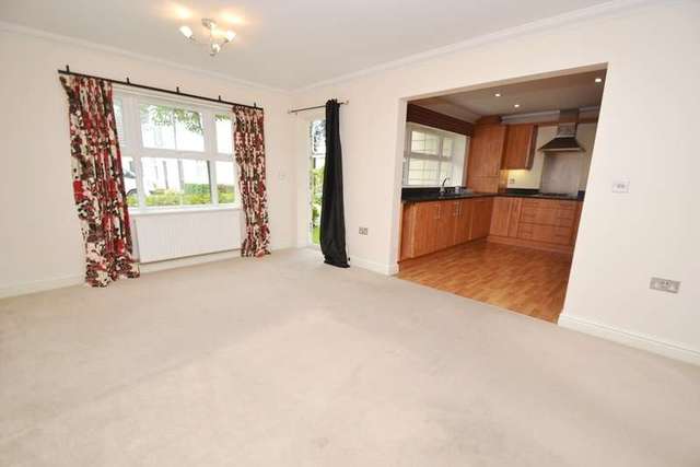  Image of 2 bedroom Flat for sale in Christchurch Road Bournemouth BH1 at 48 Christchurch Road  Bournemouth, BH1 3BE