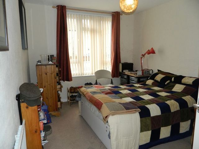  Image of 1 bedroom Flat for sale in Stradling Avenue Weston-super-Mare BS23 at Stradling Avenue  Weston-Super-Mare, BS23 3RD