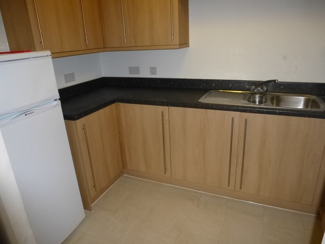  Image of 2 bedroom Flat to rent in Coombe Way Farnborough GU14 at Coombe Way  Farnborough, GU14 7GB