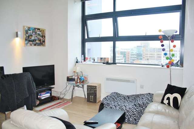  Image of 1 bedroom Flat for sale in Newhall Street Birmingham B3 at Birmingham Birmingham West Midlands, B3 1LL