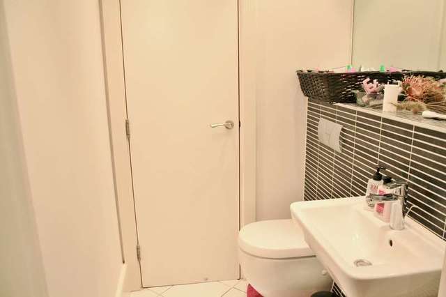  Image of 1 bedroom Flat for sale in Newhall Street Birmingham B3 at Birmingham Birmingham West Midlands, B3 1LL