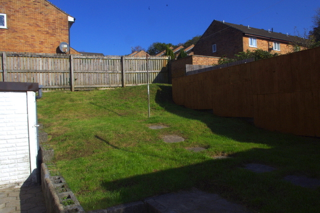 Image of 3 bedroom End of Terrace to rent in Bro Hedydd Carmarthen SA31 at Bro Hedydd  CARMARTHEN, SA31 1TP