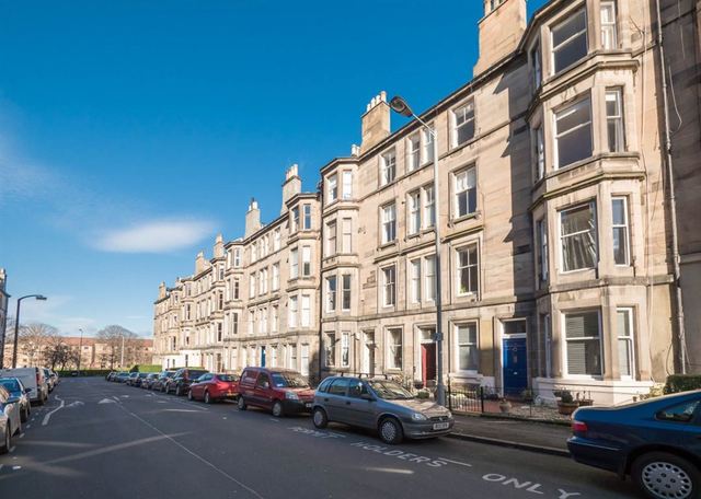  Image of 1 bedroom Flat to rent in Brunton Terrace Edinburgh EH7 at Calton Hill Edinburgh Edinburgh, EH7 5EH