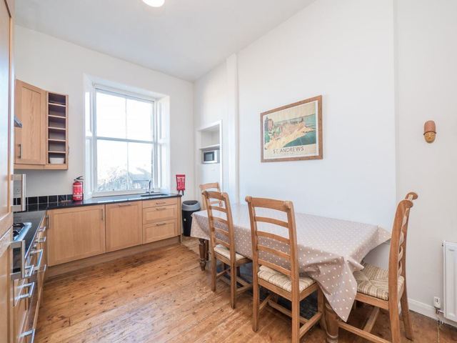  Image of 1 bedroom Flat to rent in Brunton Terrace Edinburgh EH7 at Calton Hill Edinburgh Edinburgh, EH7 5EH